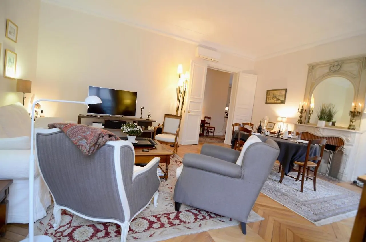 Apartamento Champs Elysees Paris